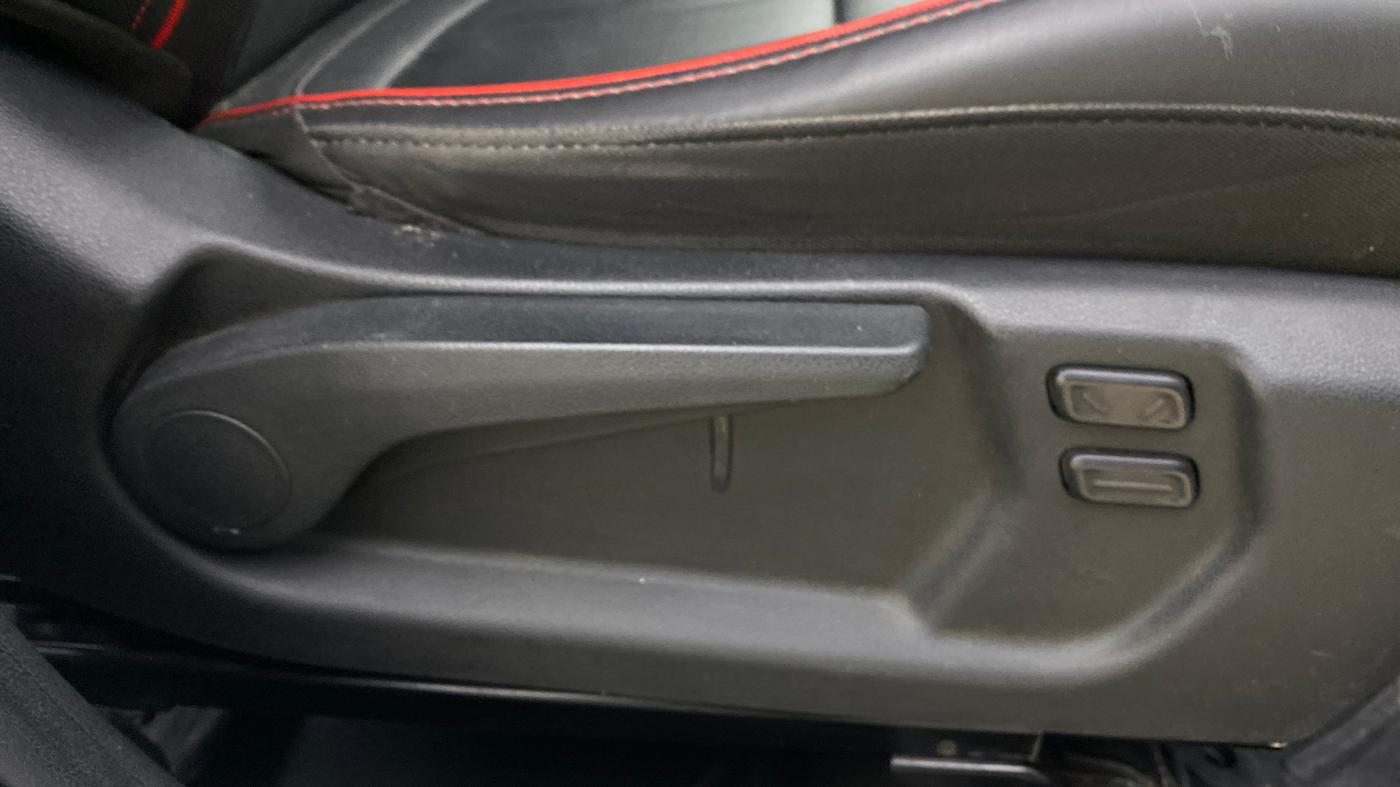 2022 Hyundai VENUE N LINE N8 1.0 TURBO DCT, Petrol, Automatic, 80,257 km, Driver Side Adjustment Panel