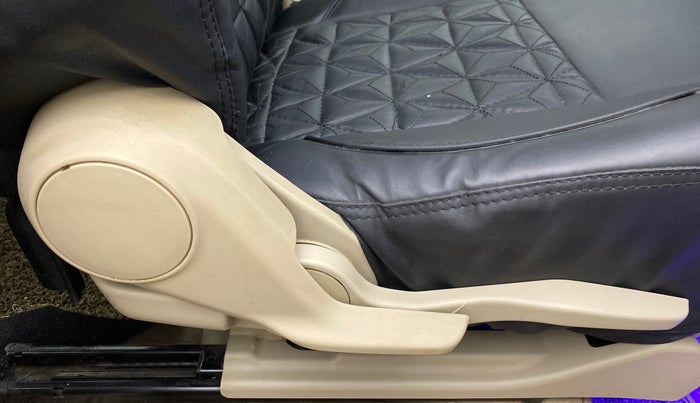 2020 Maruti Dzire VXI, Petrol, Manual, 45,809 km, Driver Side Adjustment Panel