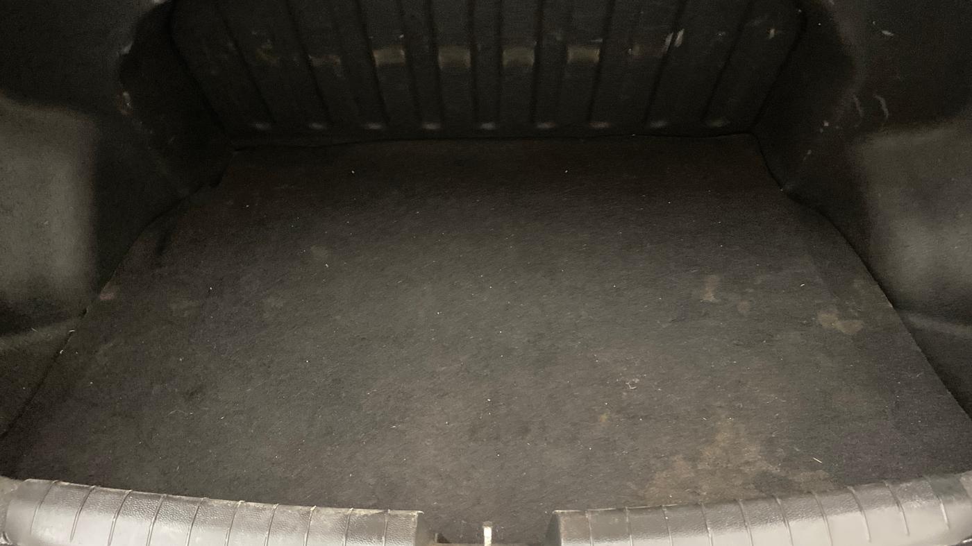 2016 Hyundai Xcent SX 1.2, Petrol, Manual, 96,117 km, Boot Inside