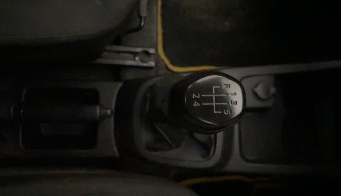 2018 Renault Kwid RXL, Petrol, Manual, 62,441 km, Gear Lever