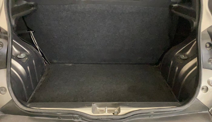 2018 Renault Kwid RXL, Petrol, Manual, 62,441 km, Boot Inside