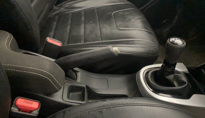 2019 Honda WR-V 1.2L I-VTEC VX MT, Petrol, Manual, 49,733 km, Gear Lever