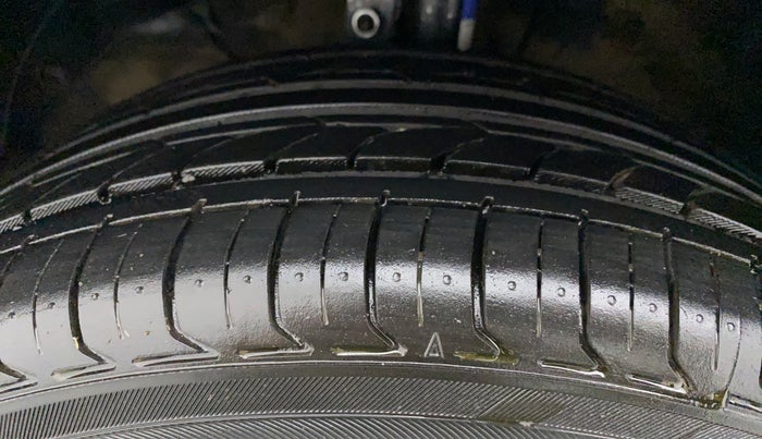 2016 Maruti Baleno ALPHA PETROL 1.2, Petrol, Manual, 53,420 km, Left Front Tyre Tread