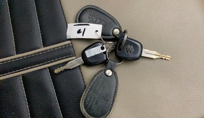 2015 Maruti Alto 800 LXI, Petrol, Manual, 69,933 km, Key Close Up