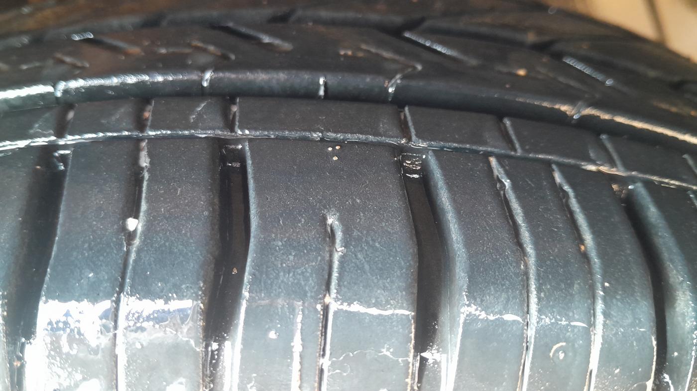 2014 Hyundai Grand i10 ASTA AT 1.2 KAPPA VTVT, Petrol, Automatic, 90,143 km, Right Front Tyre Tread