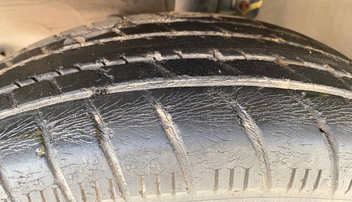 2018 Maruti Celerio ZXI, Petrol, Manual, 18,419 km, Left Front Tyre Tread