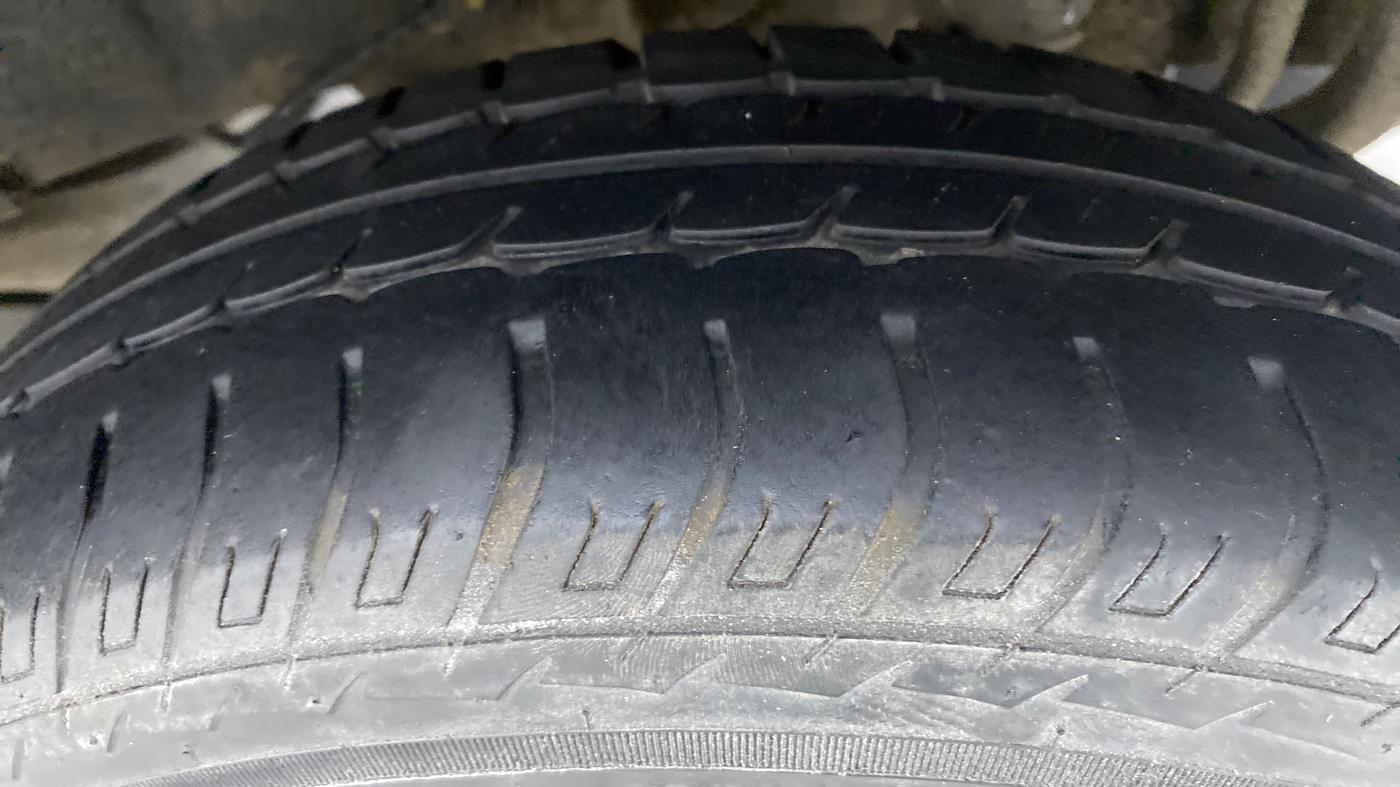 2018 Datsun Go Plus T, Petrol, Manual, 24,838 km, Left Rear Tyre Tread