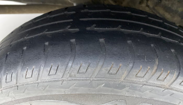 2018 Datsun Go Plus T, Petrol, Manual, 24,838 km, Right Rear Tyre Tread