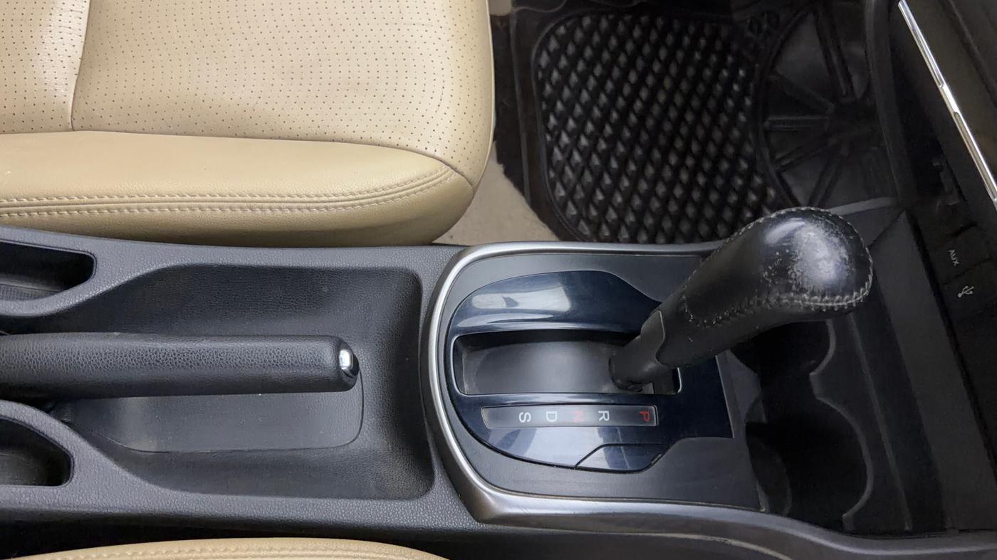 2015 Honda City 1.5L I-VTEC VX CVT, Petrol, Automatic, 63,508 km, Gear Lever