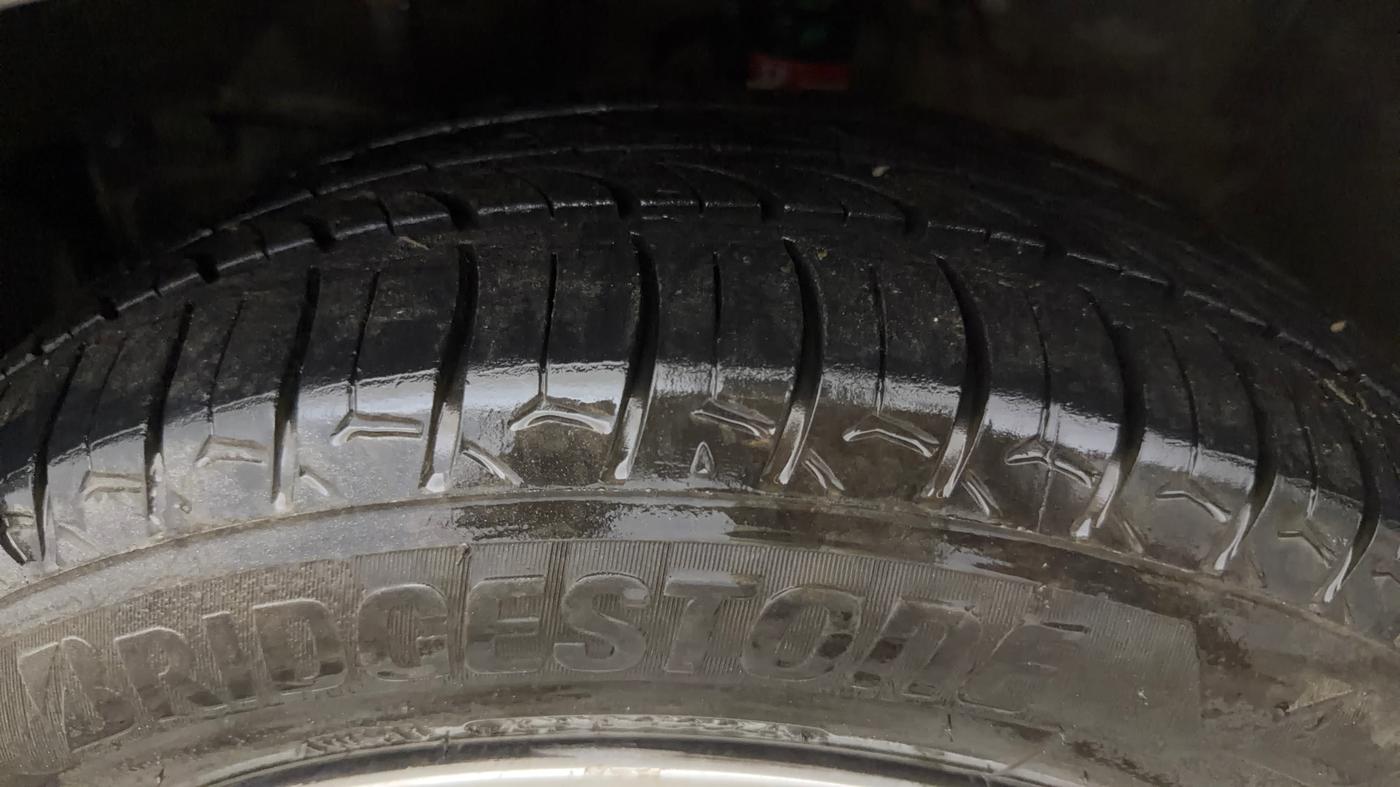 2015 Honda City 1.5L I-VTEC VX CVT, Petrol, Automatic, 63,508 km, Left Front Tyre Tread