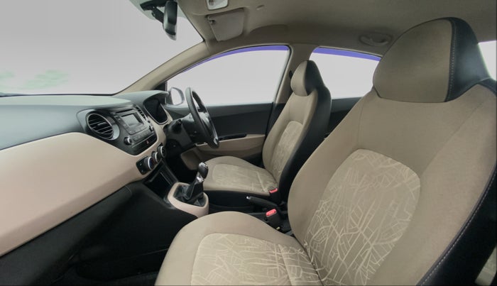 2015 Hyundai Xcent SX 1.2, CNG, Manual, 59,007 km, Right Side Front Door Cabin