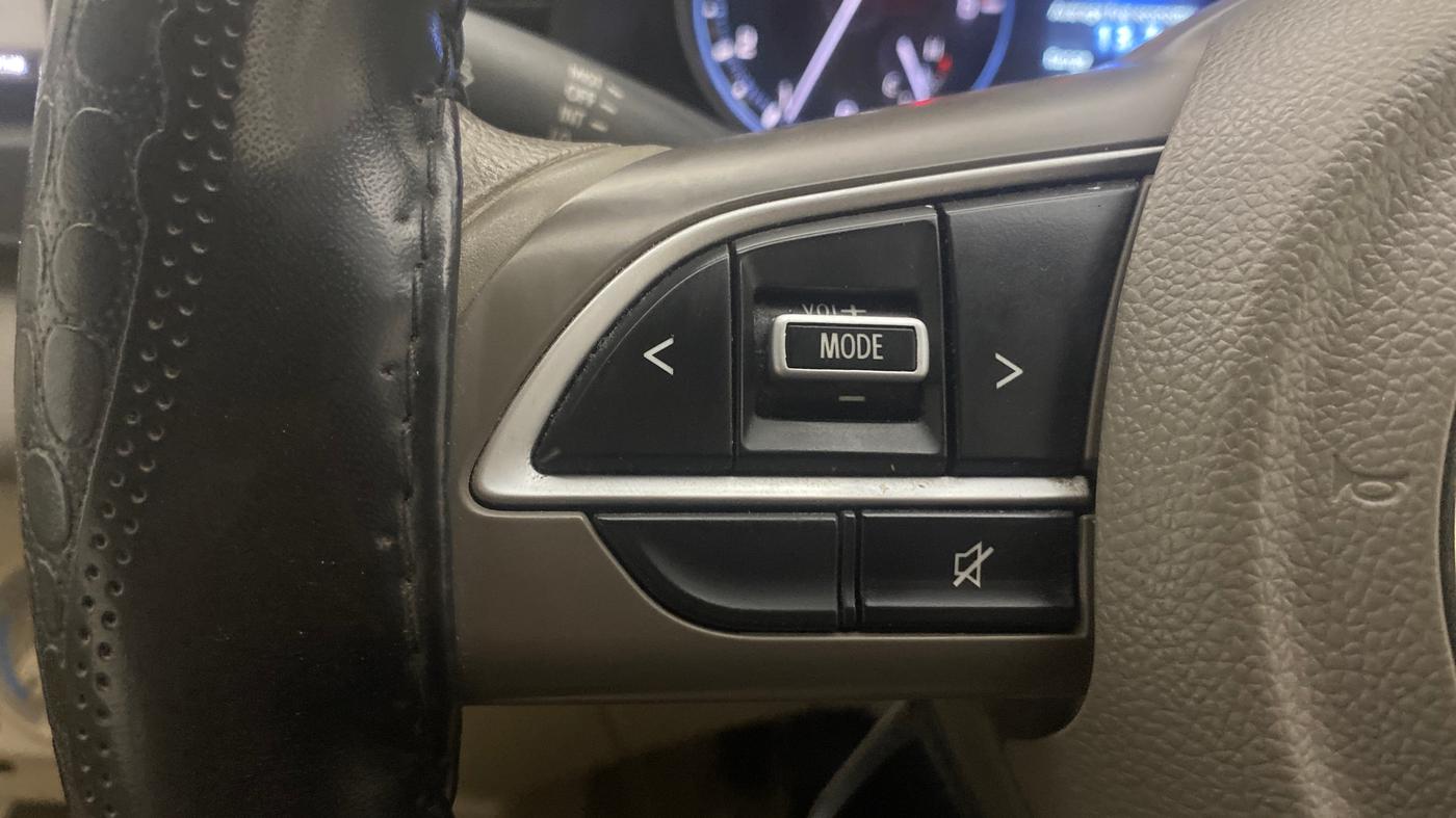 2023 Maruti Ertiga VXi (O), Petrol, Manual, 49,069 km, Adaptive Cruise Control