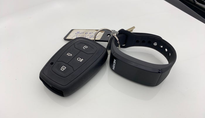 2021 Tata NEXON XZA PLUS SUNROOF PETROL, Petrol, Automatic, 30,098 km, Key Close Up