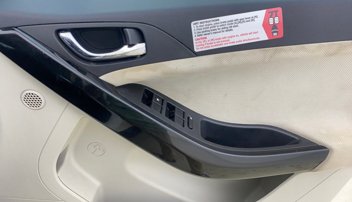 2021 Tata NEXON XZA PLUS SUNROOF PETROL, Petrol, Automatic, 30,098 km, Driver Side Door Panels Control