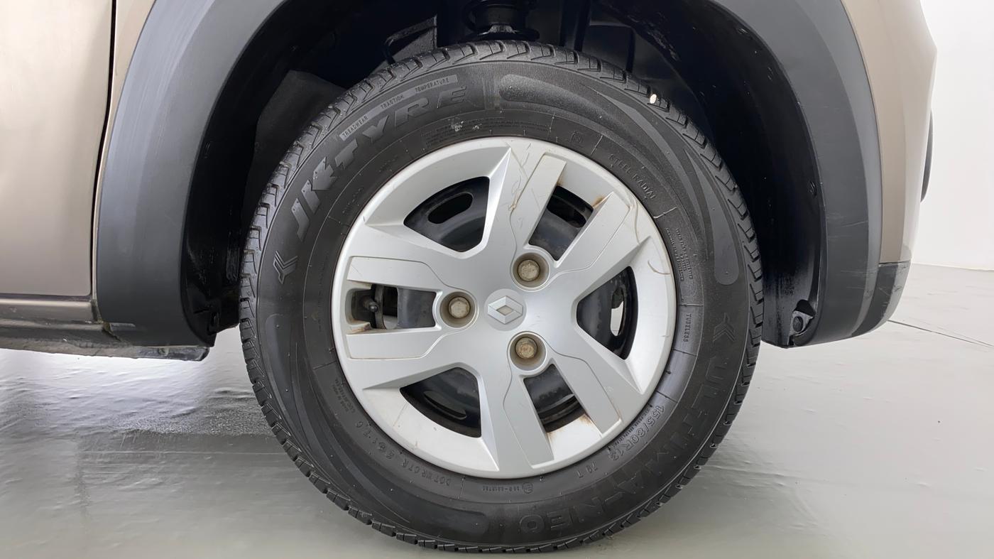 2018 Renault Kwid RXL, Petrol, Manual, 18,358 km, Right Front Wheel