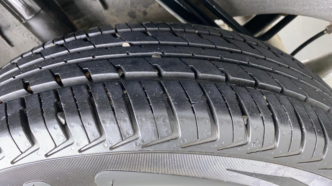 2018 Renault Kwid RXL, Petrol, Manual, 18,358 km, Right Rear Tyre Tread