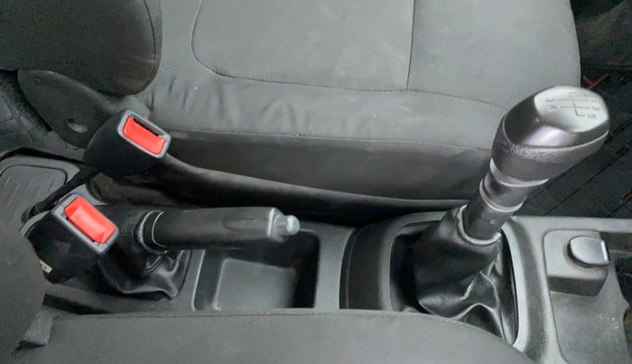 2018 Renault Kwid RXL, Petrol, Manual, 18,358 km, Gear Lever