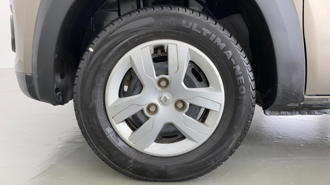 2018 Renault Kwid RXL, Petrol, Manual, 18,358 km, Left Front Wheel