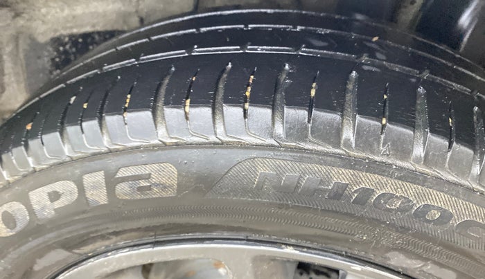 2018 Hyundai Elite i20 SPORTZ 1.2, CNG, Manual, 82,162 km, Left Rear Tyre Tread