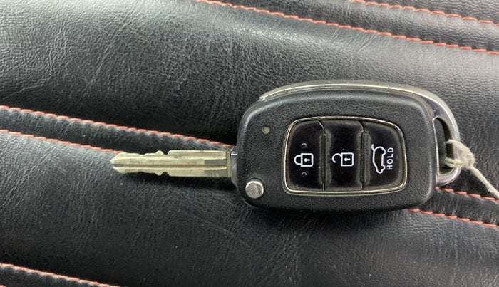 2018 Hyundai Elite i20 SPORTZ 1.2, CNG, Manual, 82,162 km, Key Close Up