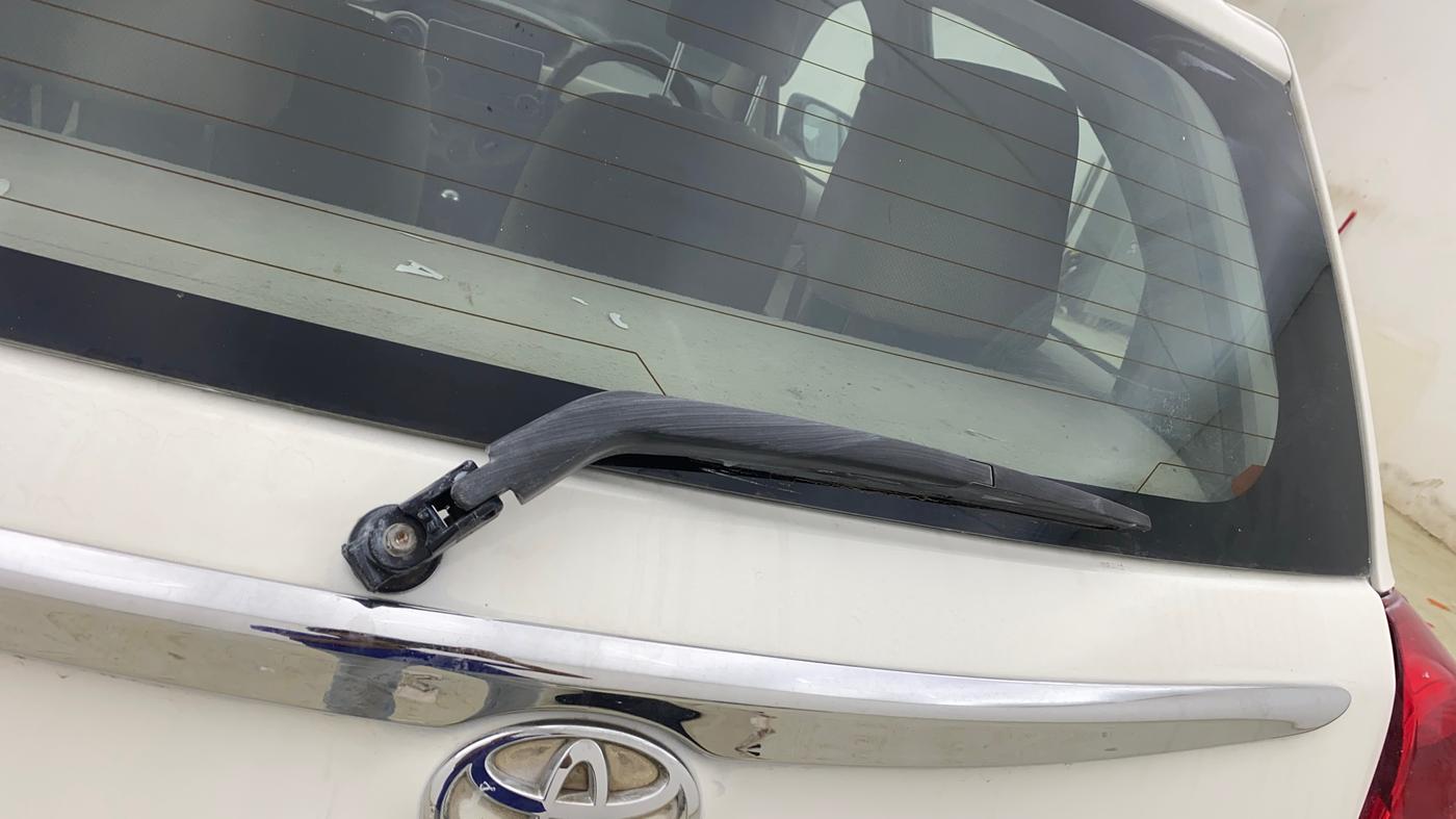 2015 Toyota Etios VX, Petrol, Manual, 1,02,473 km, Rear Wiper