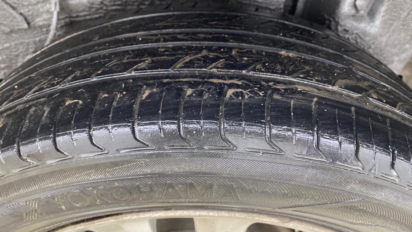 2015 Toyota Etios VX, Petrol, Manual, 1,02,473 km, Left Rear Tyre Tread