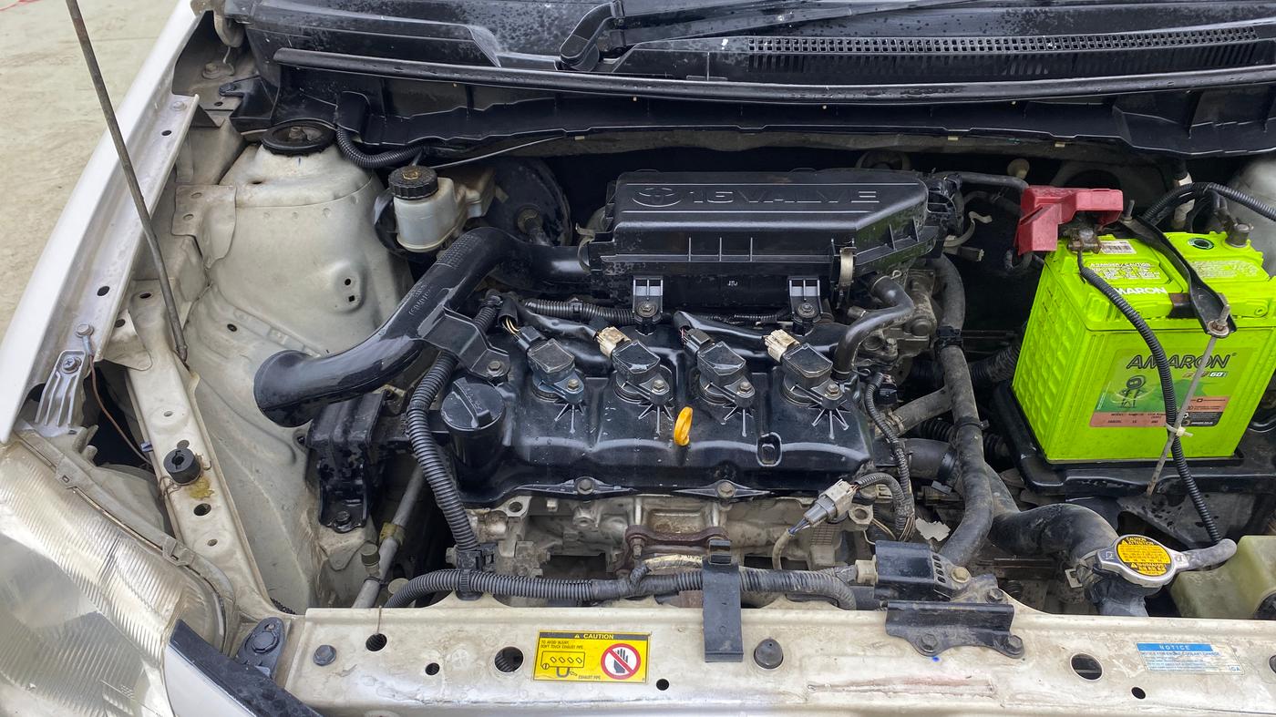 2015 Toyota Etios VX, Petrol, Manual, 1,02,473 km, Engine View - Right