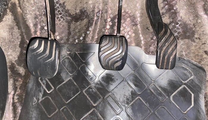 2018 Datsun Redi Go T(O) 1.0, Petrol, Manual, 75,836 km, Pedals