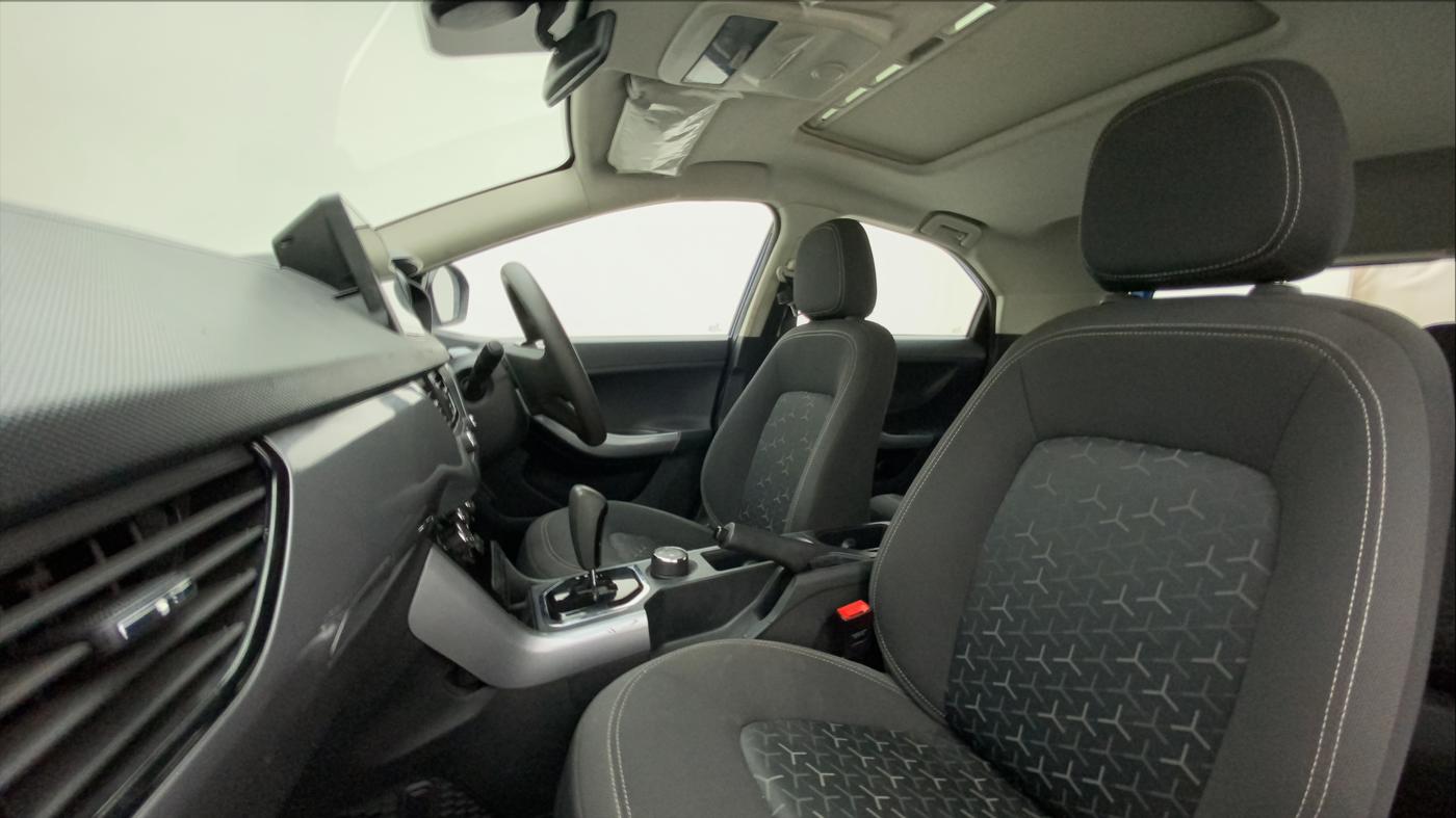 2021 Tata NEXON XMA SUNROOF PETROL, Petrol, Automatic, 4,351 km, Right Side Front Door Cabin