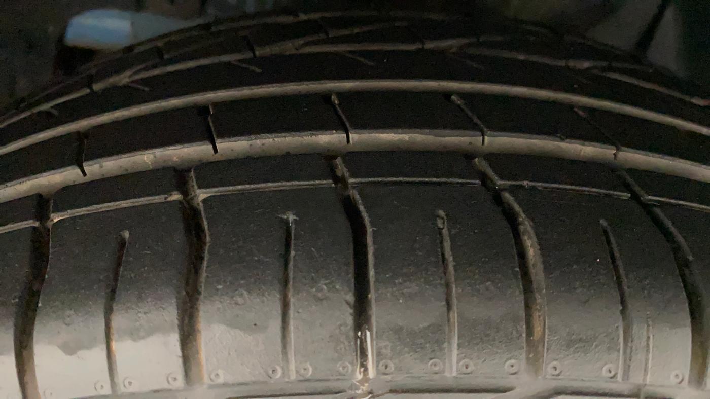 2021 Tata NEXON XMA SUNROOF PETROL, Petrol, Automatic, 4,351 km, Left Front Tyre Tread