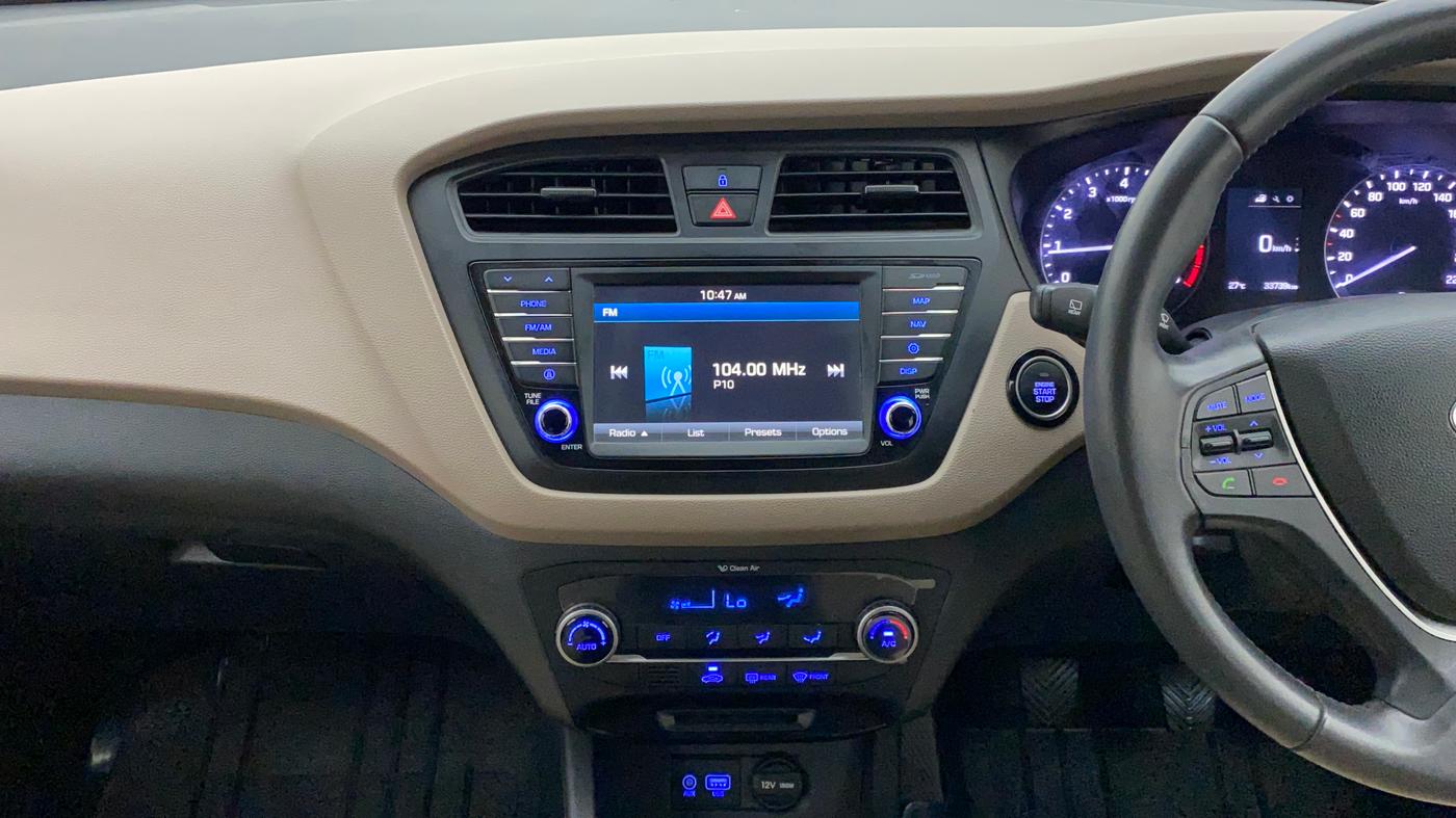 2016 Hyundai Elite i20 ASTA 1.2 (O), Petrol, Manual, 33,739 km, Air Conditioner