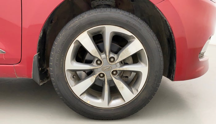 2016 Hyundai Elite i20 ASTA 1.2 (O), Petrol, Manual, 33,739 km, Right Front Wheel