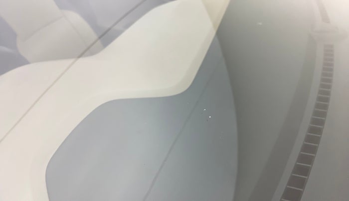 2016 Hyundai Elite i20 ASTA 1.2 (O), Petrol, Manual, 33,739 km, Front windshield - Minor spot on windshield