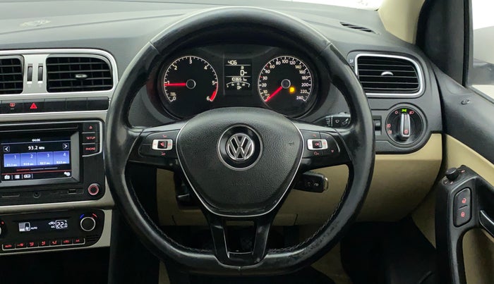2016 Volkswagen Ameo HIGHLINE1.5L, Diesel, Manual, 1,03,789 km, Steering Wheel Close Up