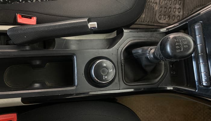 2019 Tata NEXON XM PETROL, Petrol, Manual, 67,842 km, Gear Lever