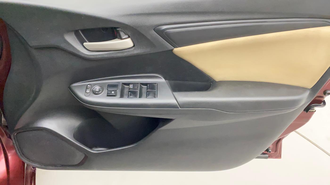 2018 Honda Jazz 1.2L I-VTEC SV, Petrol, Manual, 91,028 km, Driver Side Door Panels Control