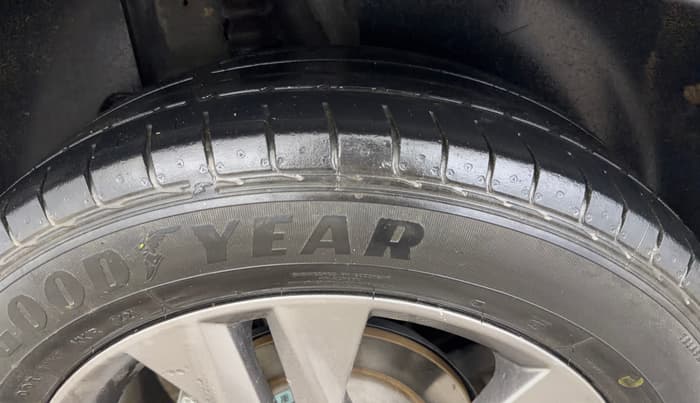 2021 KIA SELTOS HTX IVT 1.5 PETROL, Petrol, Automatic, 52,882 km, Right Rear Tyre Tread