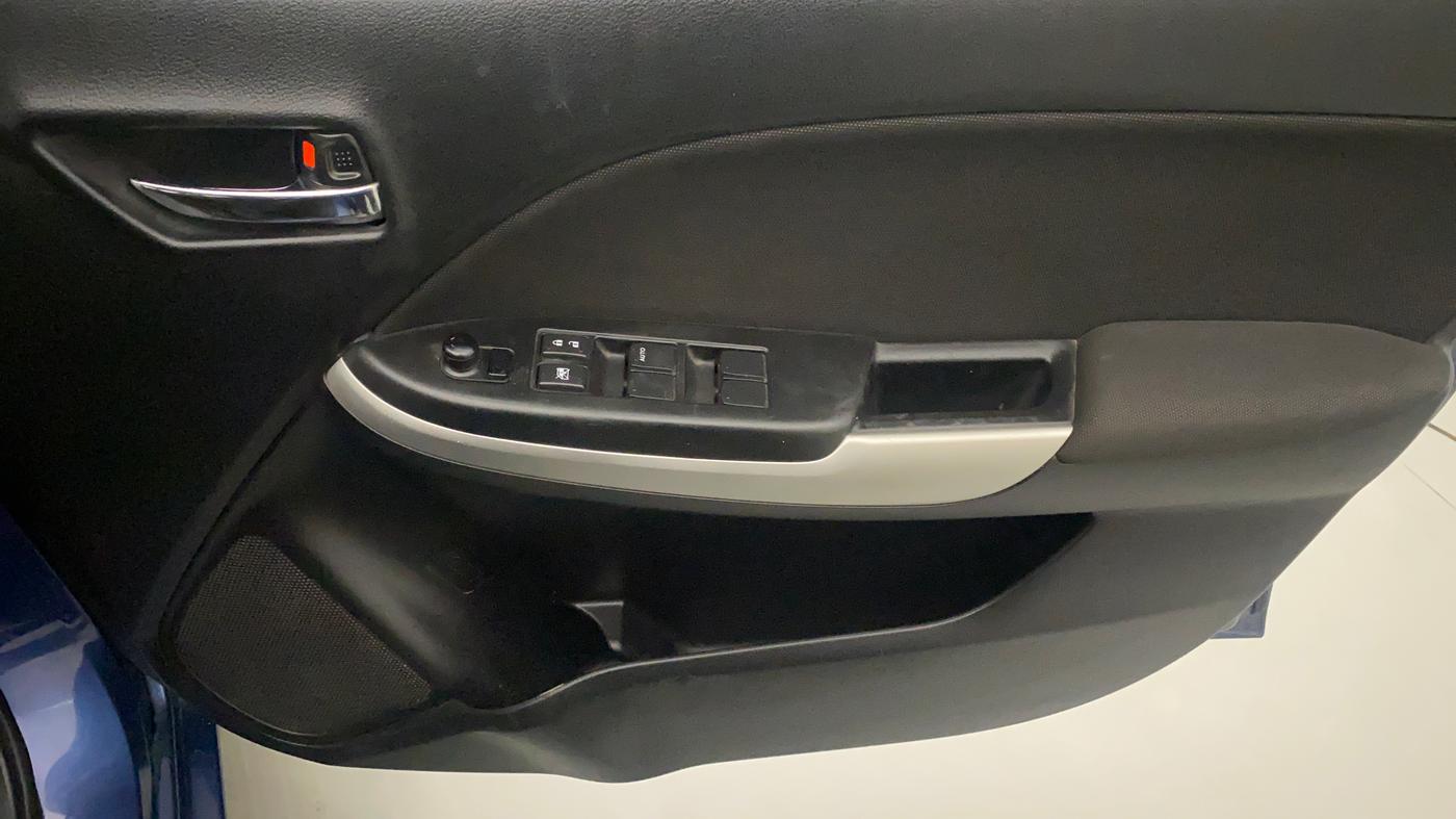 2017 Maruti Baleno DELTA PETROL 1.2, Petrol, Manual, 35,708 km, Driver Side Door Panels Control