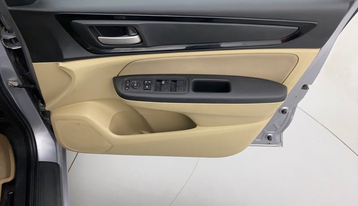 2018 Honda Amaze 1.5 VXMT I DTEC, Diesel, Manual, 39,538 km, Driver Side Door Panels Controls