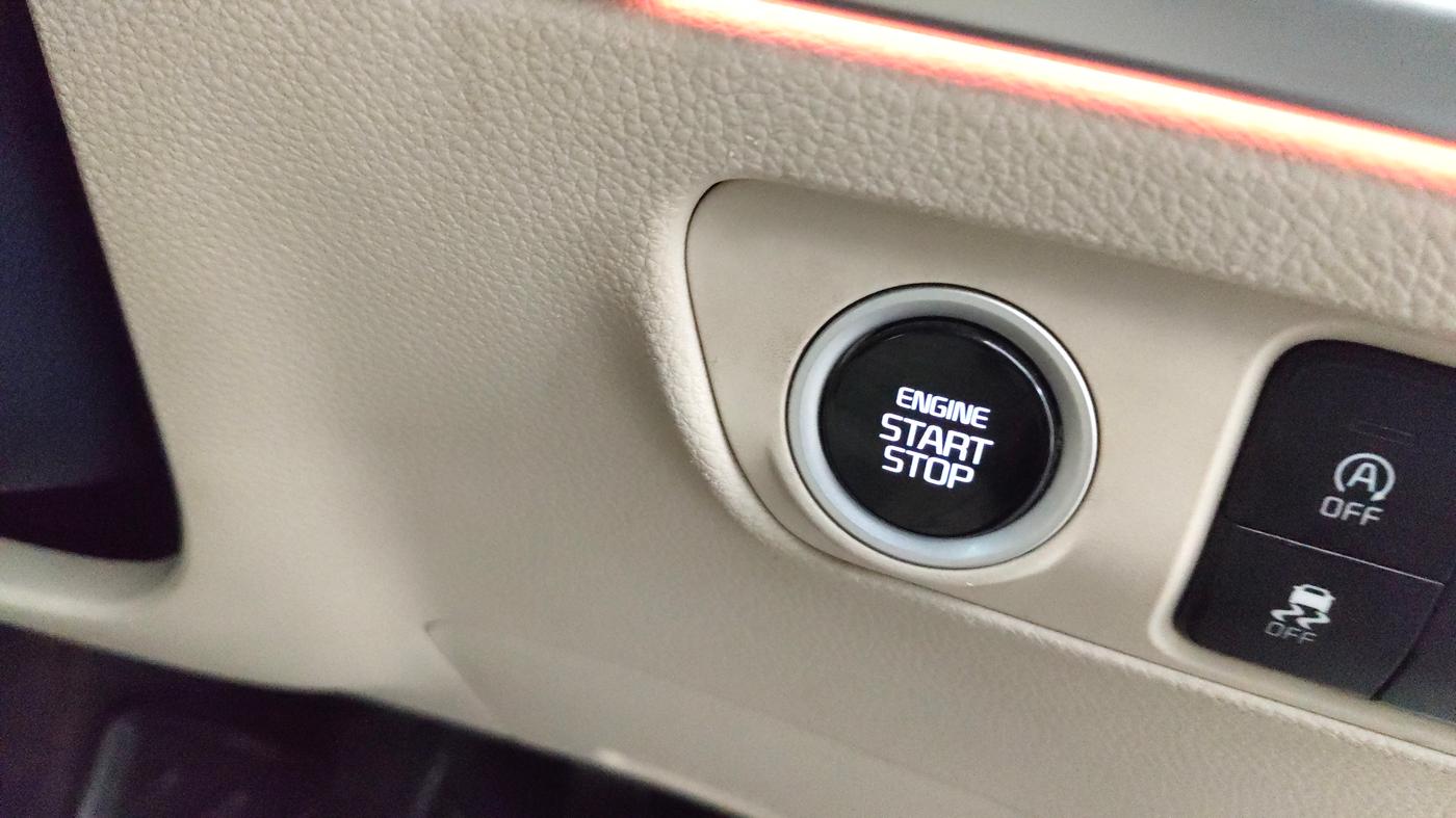 2023 KIA CARENS LUXURY PLUS IMT 1.5 DIESEL IMT, Diesel, Manual, 30,360 km, Keyless Start/ Stop Button