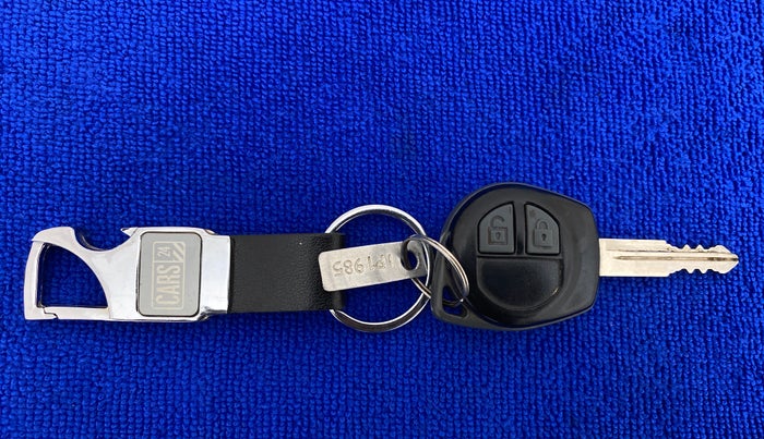 2018 Maruti Alto 800 VXI, Petrol, Manual, 8,458 km, Key Close Up