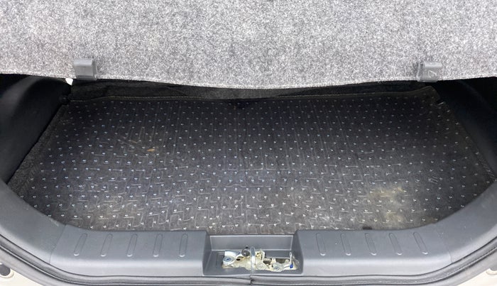 2018 Maruti Alto 800 VXI, Petrol, Manual, 8,458 km, Boot Inside