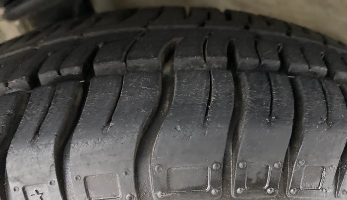 2018 Maruti Alto 800 VXI, Petrol, Manual, 8,458 km, Right Front Tyre Tread