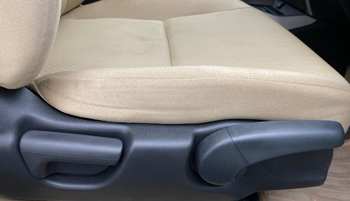 2017 Honda City V MT PETROL, Petrol, Manual, 24,891 km, Driver Side Adjustment Panel
