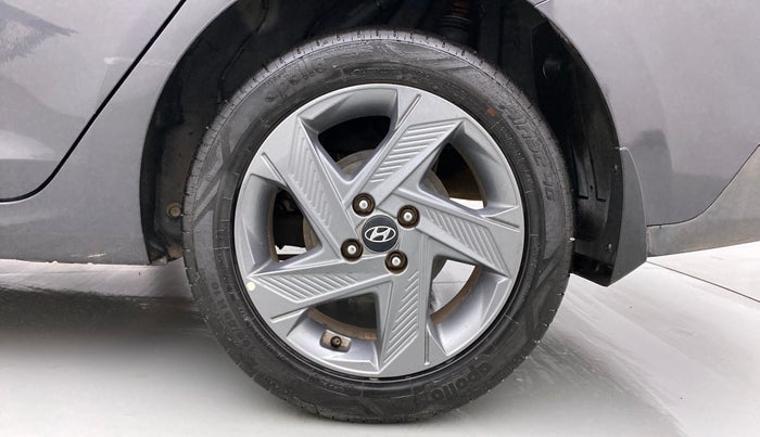 2021 Hyundai Verna SX 1.5 VTVT IVT, Petrol, Automatic, 37,842 km, Left Rear Wheel
