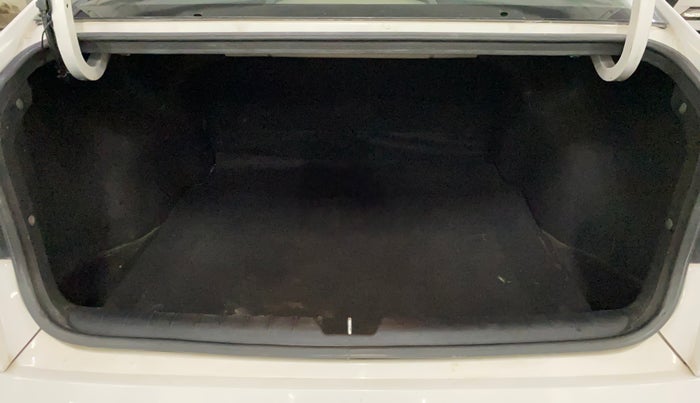 2023 Hyundai Verna EX 1.5 MT, Petrol, Manual, 68,293 km, Boot Inside