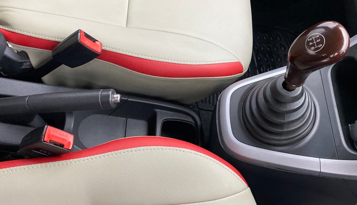 2013 Maruti Ritz VXI, Petrol, Manual, 80,297 km, Gear Lever