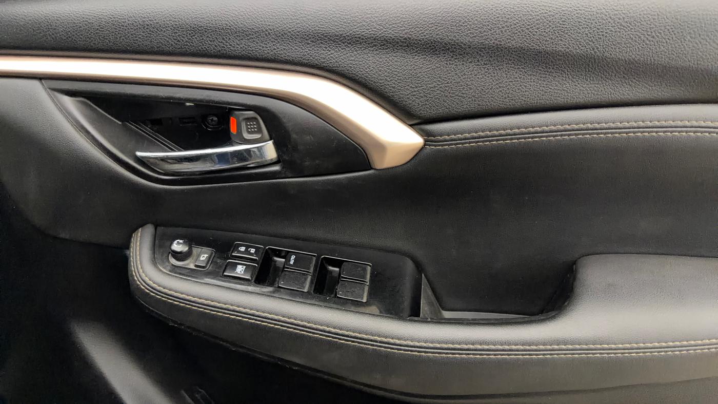 2022 Maruti Grand Vitara ALPHA PLUS HYBRID ECVT, Hybrid, Automatic, 37,105 km, Driver Side Door Panels Control