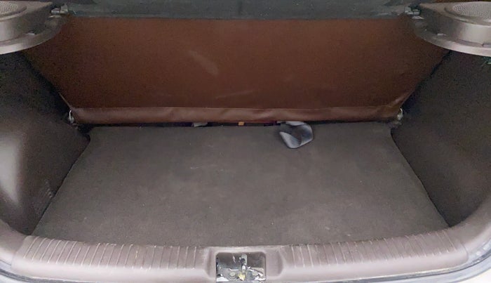 2011 Hyundai Santro Xing GLS, Petrol, Manual, 47,979 km, Boot Inside