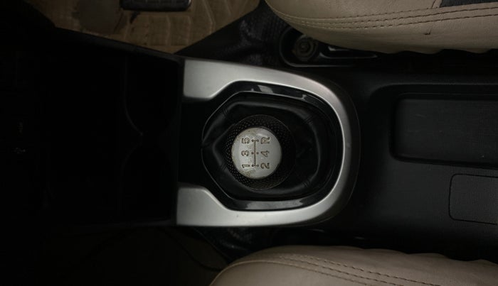 2017 Honda Jazz 1.2L I-VTEC SV, Petrol, Manual, 78,379 km, Gear Lever